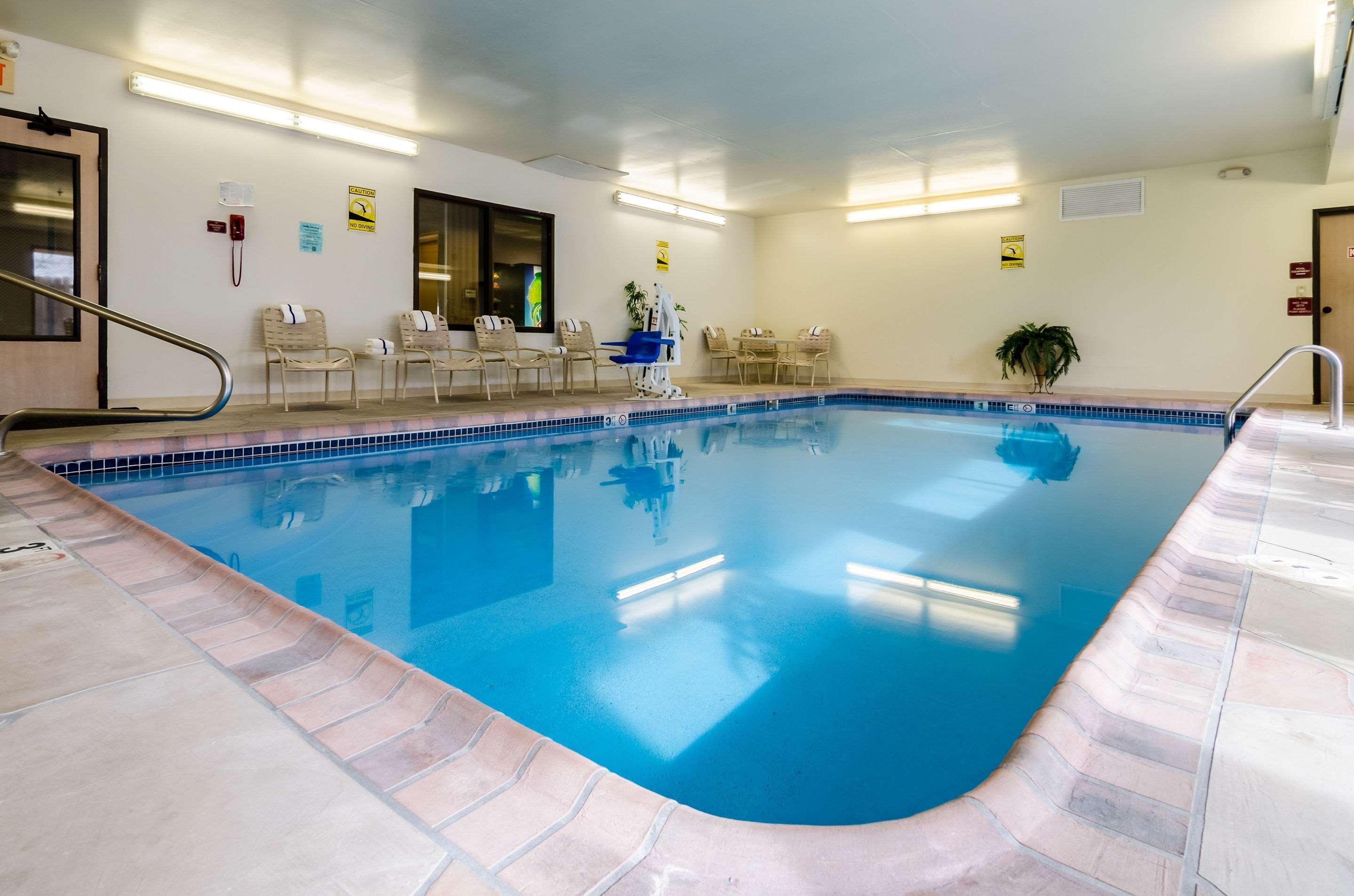 Quality Inn & Suites Μανχάταν Εξωτερικό φωτογραφία