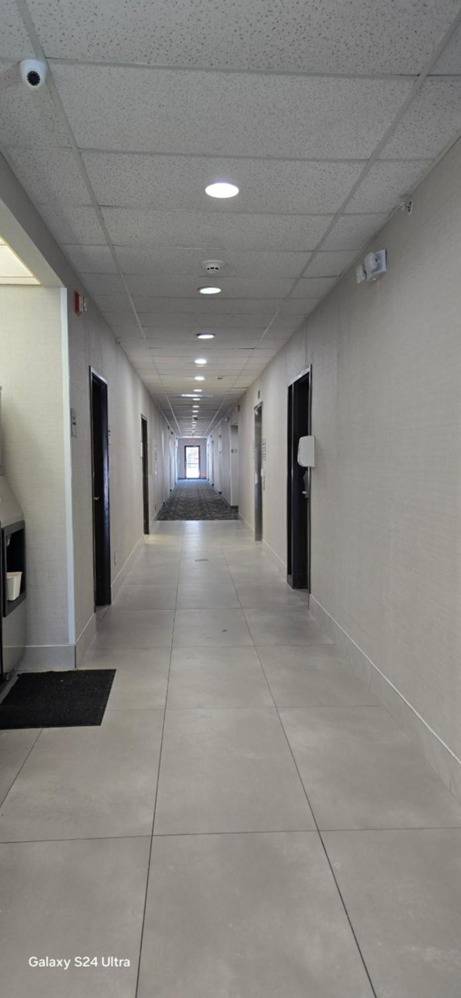 Quality Inn & Suites Μανχάταν Εξωτερικό φωτογραφία